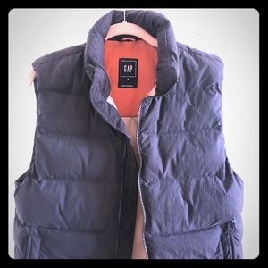 GAP like new cond.! Great quality Vest.Navy blue